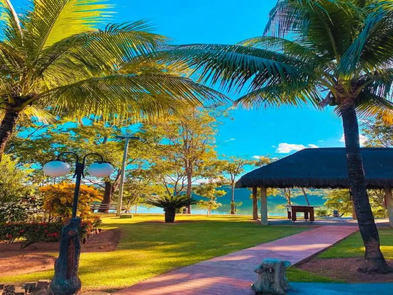 Foto PONTAL DO LAGO