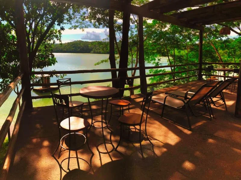 Foto PONTAL DO LAGO
