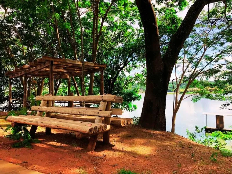 Foto PONTAL DO LAGO